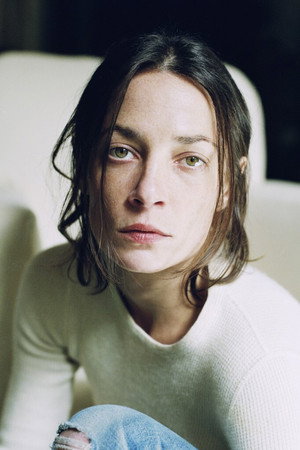 Cover image for Raphaële Godin