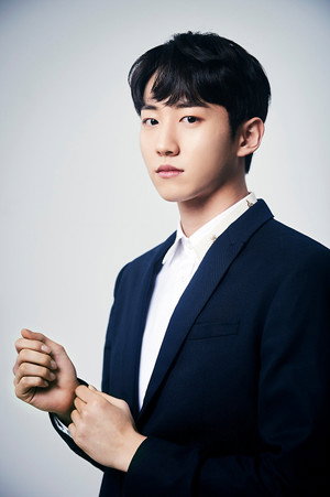 Cover image for 연제형