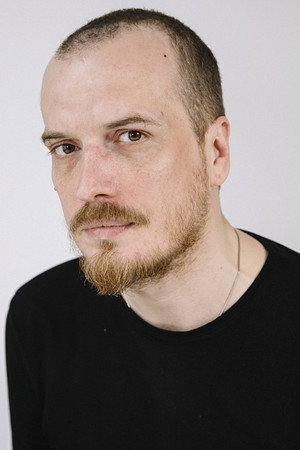 Cover image for Евгений Коряковский