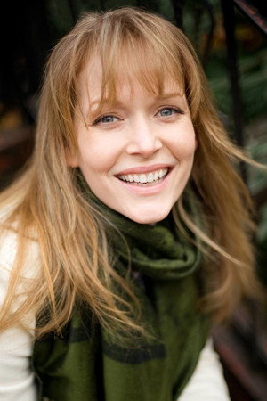 Cover image for Chelah Horsdal