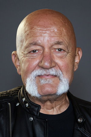Cover image for Sümer Tilmaç
