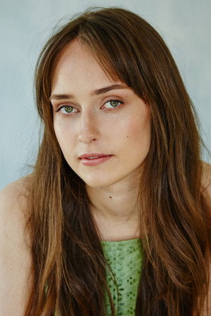 Cover image for Georgia Eyers