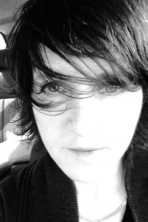 Cover image for Lori Guidroz