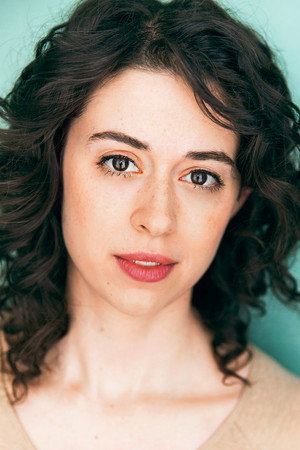 Cover image for Adina Verson