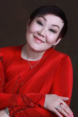 Cover image for Жаныл Асанбекова