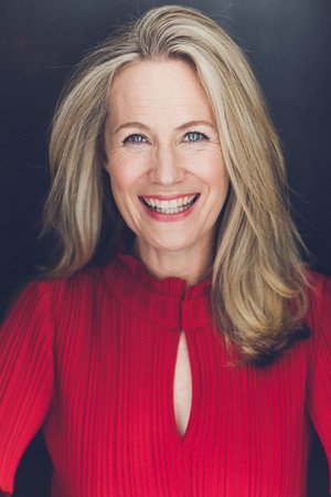 Cover image for Maia Guest