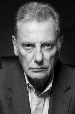 Cover image for Paul Darrow