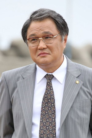 Cover image for 정원중