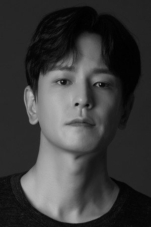 Cover image for 임주환