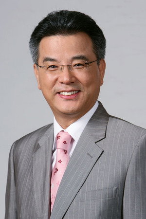 Cover image for 강석우