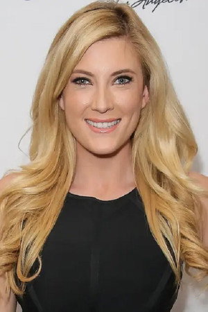 Cover image for Elle Fowler