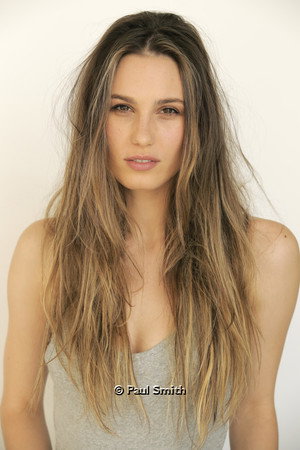 Cover image for Lily Robinson