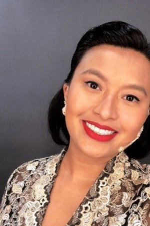 Cover image for Nabila Huda