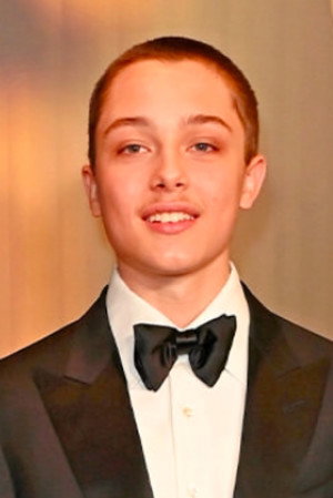 Cover image for Knox Jolie-Pitt