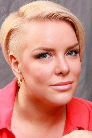 Cover image for Юлия Лебедева