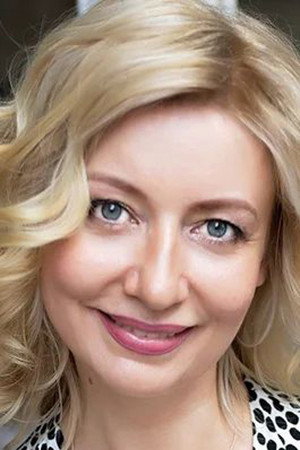 Cover image for Olga Akatyeva