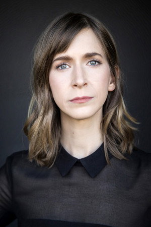 Cover image for Deanna Rooney