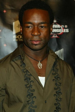 Cover image for Victor Togunde
