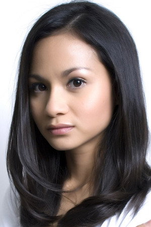 Cover image for Sharifah Amani