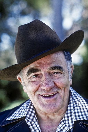 Cover image for Louis L'Amour