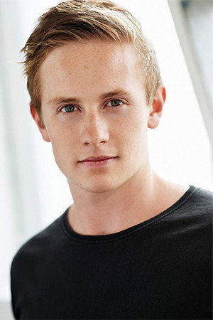 Cover image for Lee Cormie