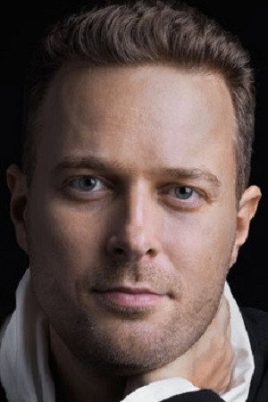 Cover image for Ilya Popov