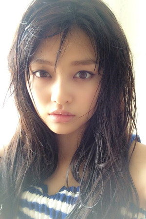 Cover image for 山地まり