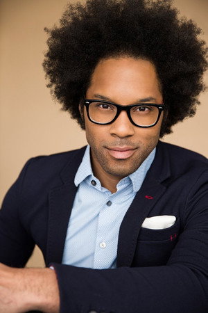 Cover image for Johnathan Fernandez