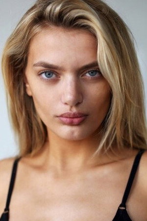 Cover image for Bregje Heinen