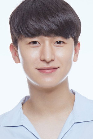 Cover image for Kwon Young-min