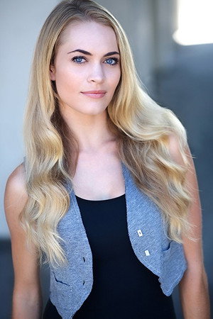 Cover image for Keelin Woodell