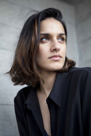Cover image for Hussina Raja