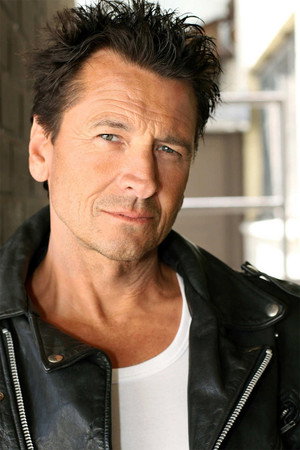 Cover image for Mark Lindsay Chapman