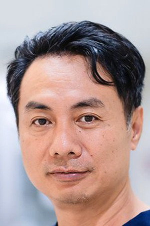 Cover image for Theerachai Naewpuwanon