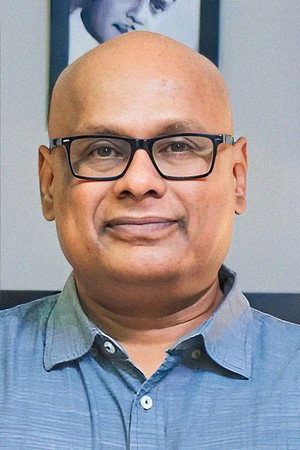 Cover image for Suresh Chakravarthy