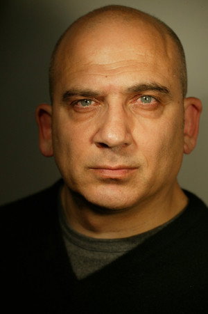 Cover image for Джонатан Кой н