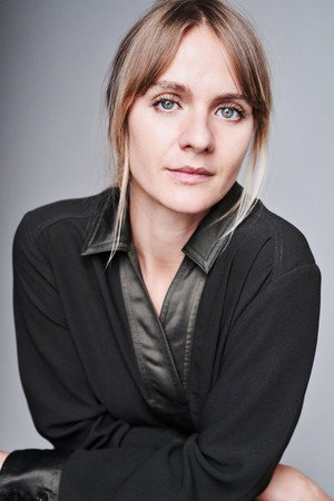 Cover image for Elle McAlpine
