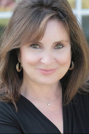 Cover image for Holly Palance