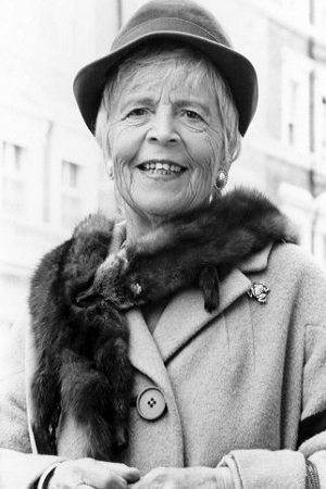 Cover image for Patricia Hayes