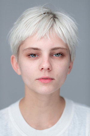 Cover image for Даша Верещагина