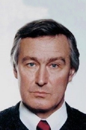 Cover image for Viktor Ananin