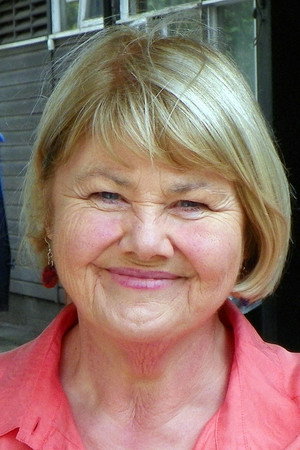 Cover image for Annette Badland