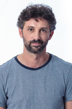 Cover image for Andi Vasluianu