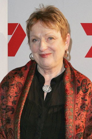 Cover image for Lyn Collingwood
