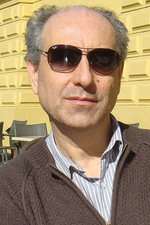 Cover image for Víctor González