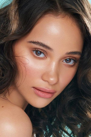 Cover image for Aurora Ribero