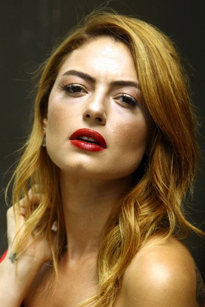 Cover image for Hazal Şenel