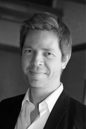Cover image for Henrik Tamm