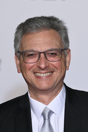 Cover image for Victor Hadida
