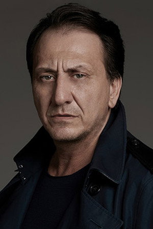 Cover image for Özgür Ozan